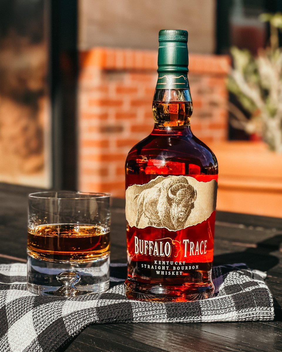 Buy 1 Get 1 Free - Buffalo Trace Kentucky Straight Bourbon Whiskey | (2) Bottle Bundle